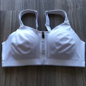 Victoria’s Secret Incredible Knockout Ultra Max